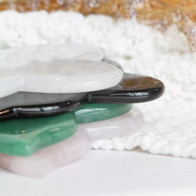 Hvorfor blir Jade Roller Gua Sha-sett en viktig hudpleie for alle