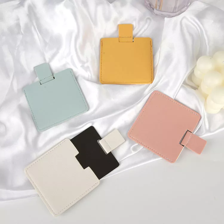 Lommespeil i kredittkortstørrelse